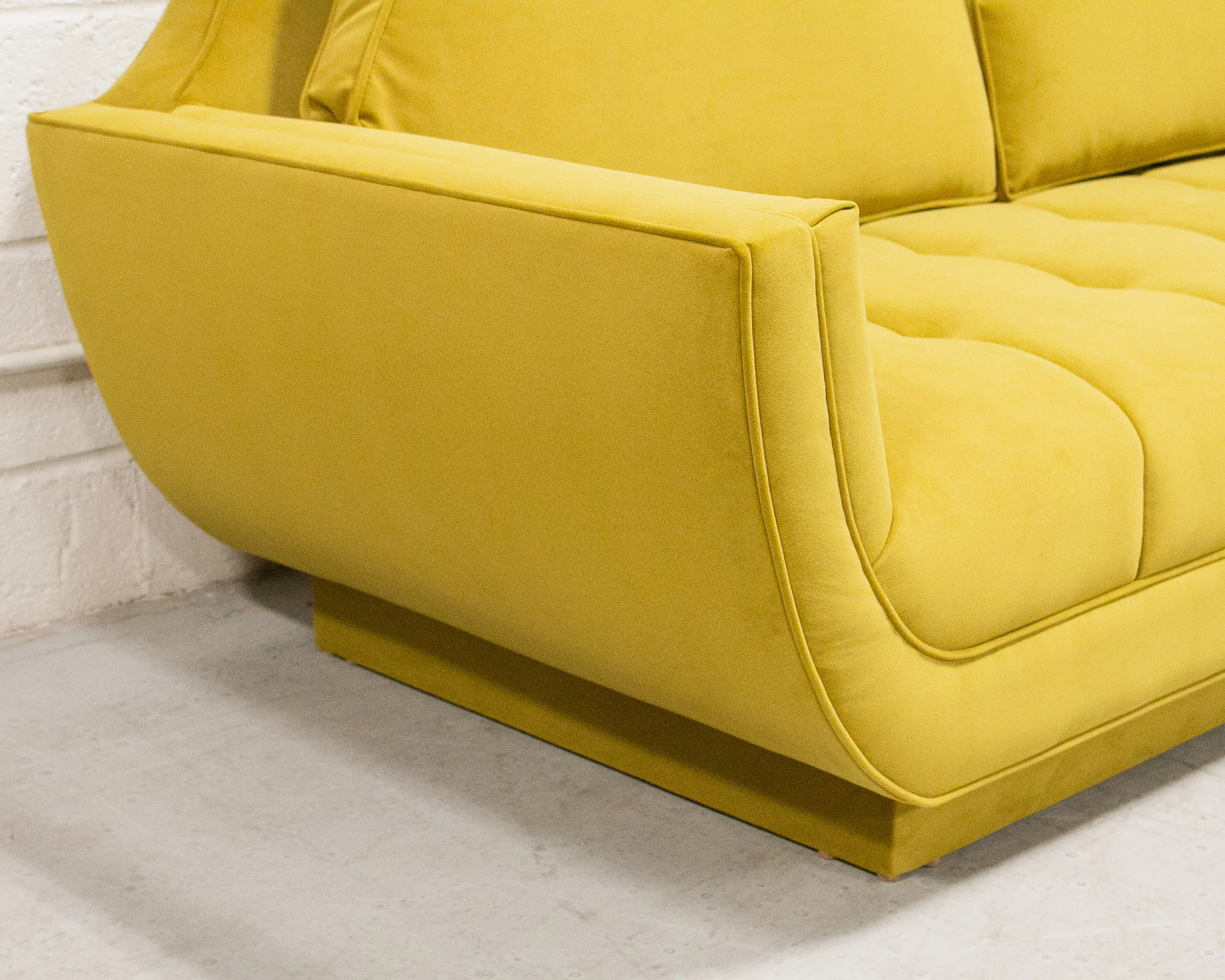 Gondola Sofa in Chartreuse - Image 18