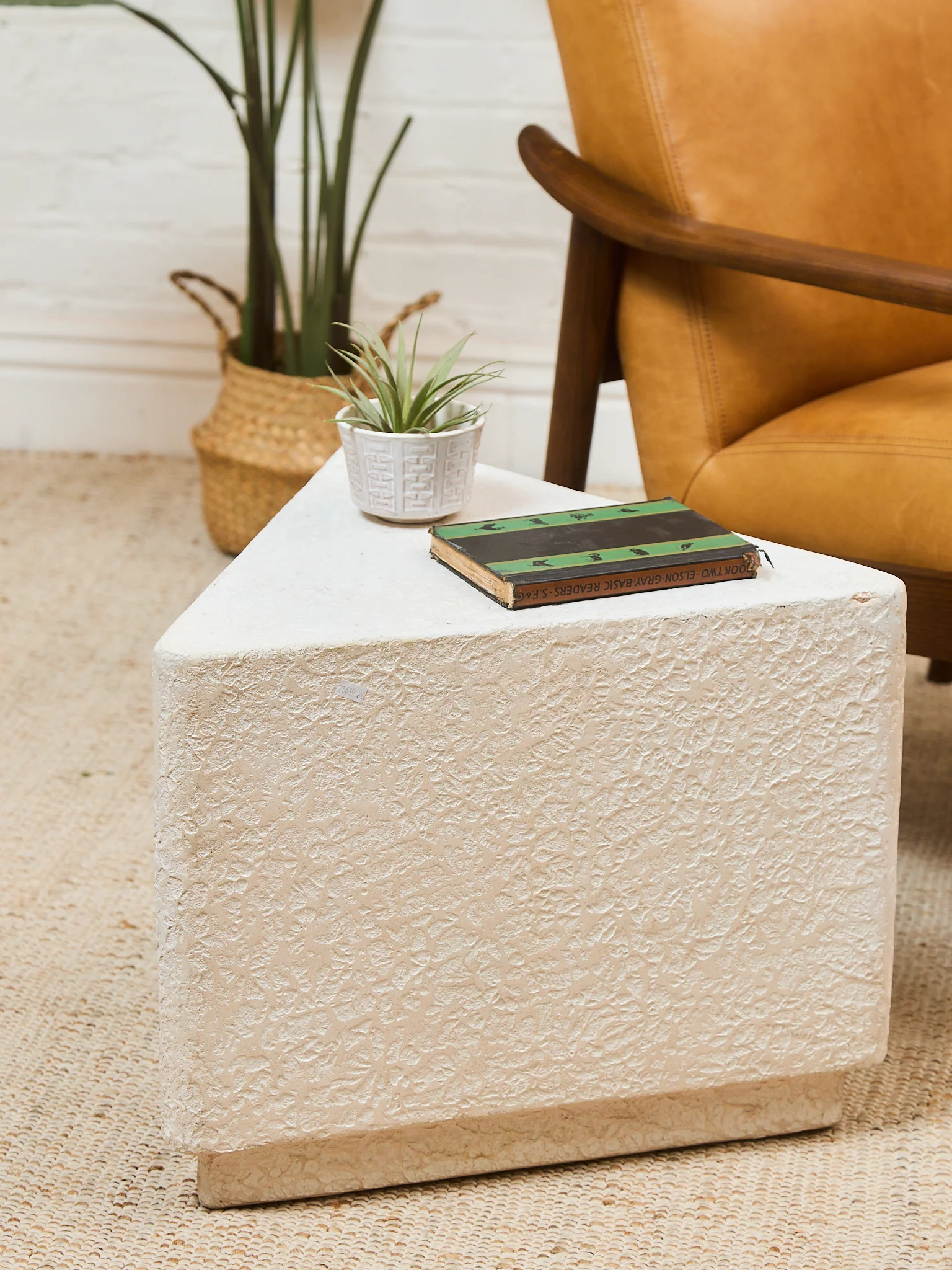 Triangle Post Modern Table - Image 3