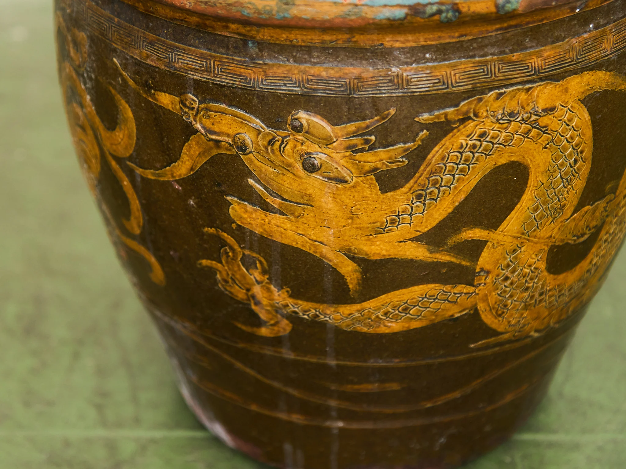 Vintage 1960s Large Tony Duquette Style Asian Brown Dragon Egg Pot - Image 10