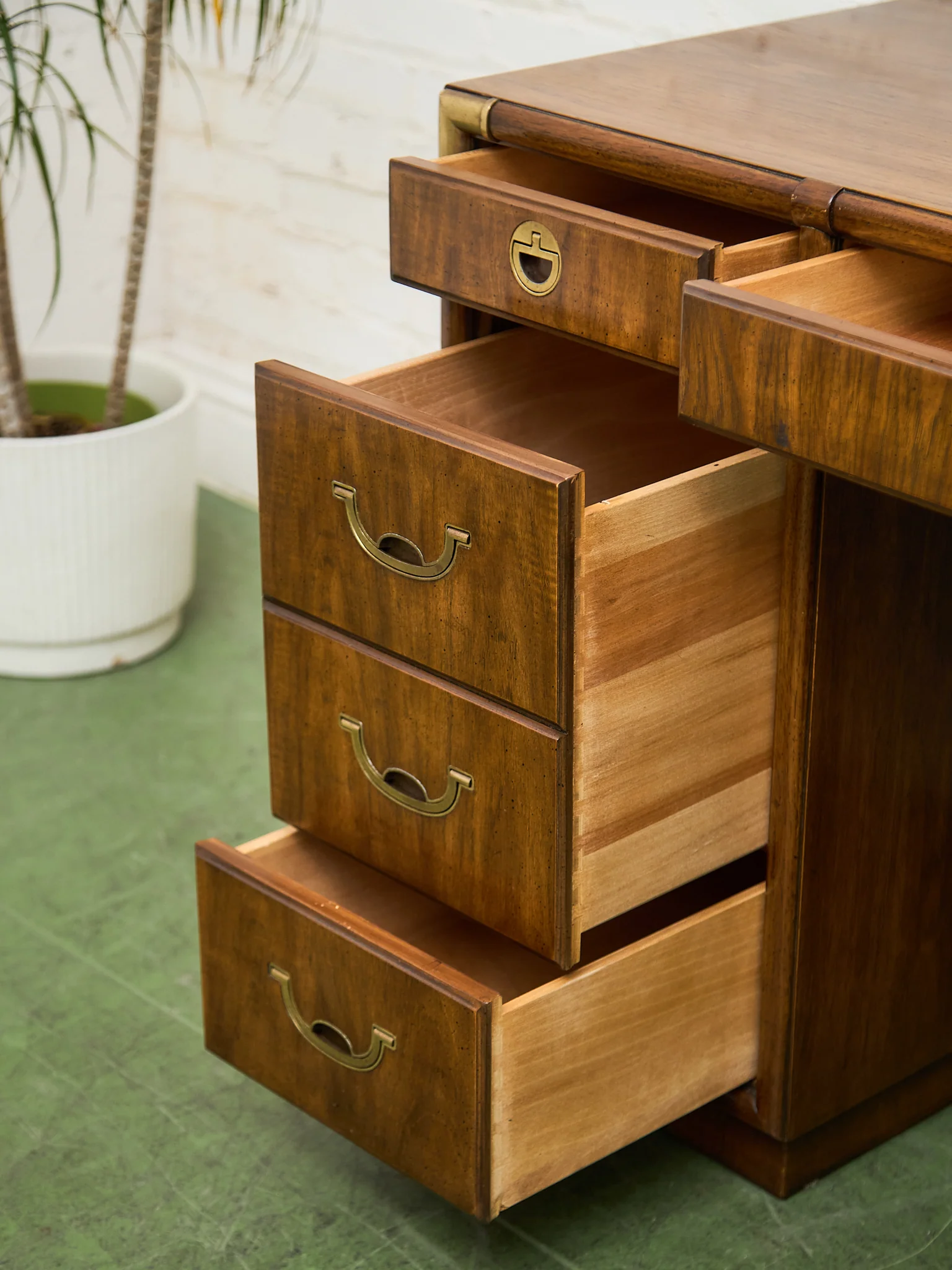 Vintage Mid-Century Accolade Drexel Campaign Desk - Image 21
