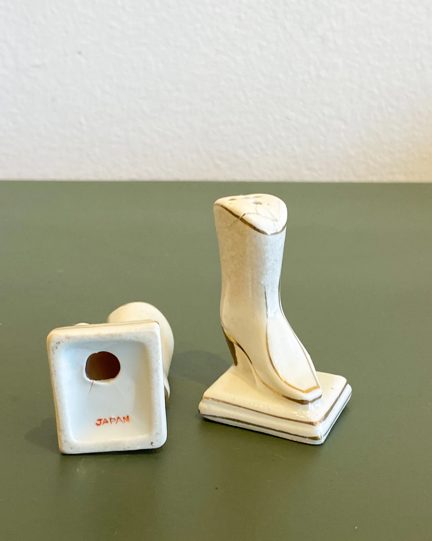 Vintage Toy Soldier Salt and Pepper Shakers - Made in Japan - Image 6